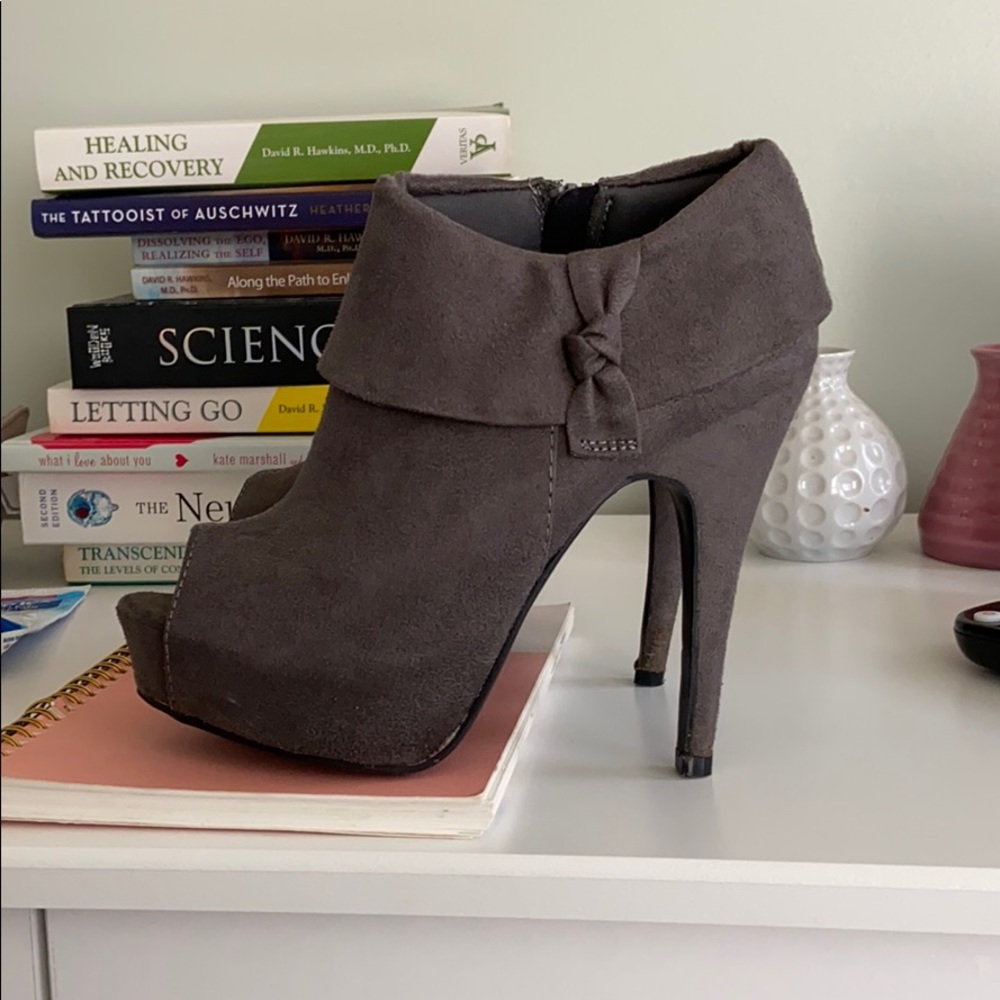 High heel booties